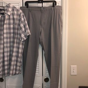 Men’s Izod Golf Grey slim fit  swing flex 38x30